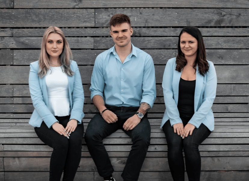 Tým pohřební služby Goodbye